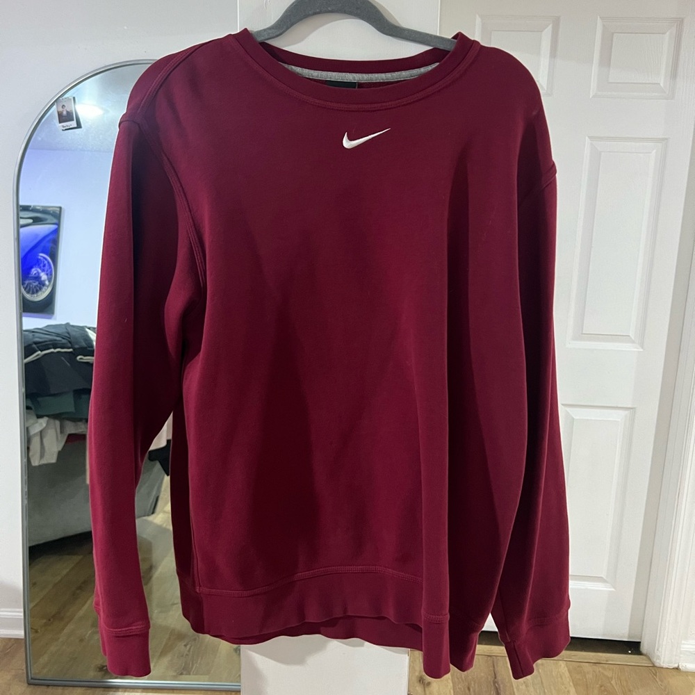 nike sweater